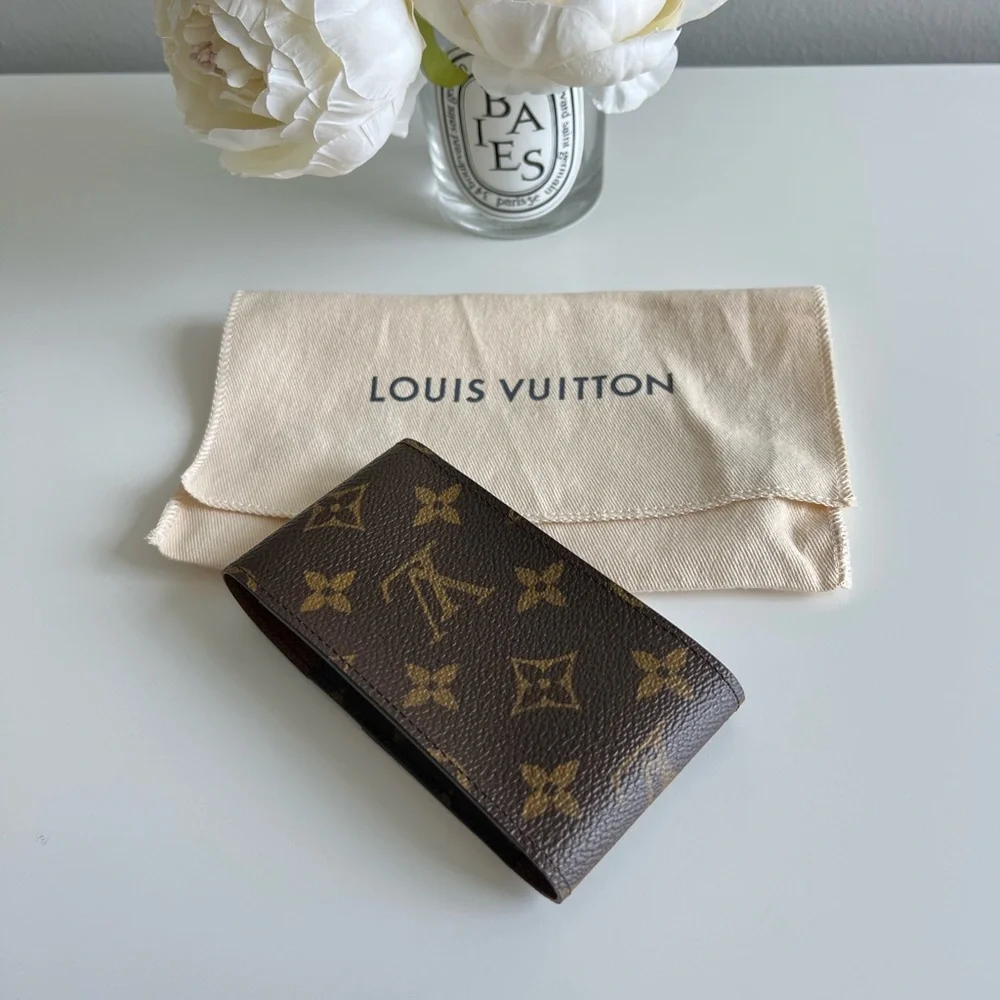New Louis Vuitton Monogram case 🤎 - Picture 7 of 7
